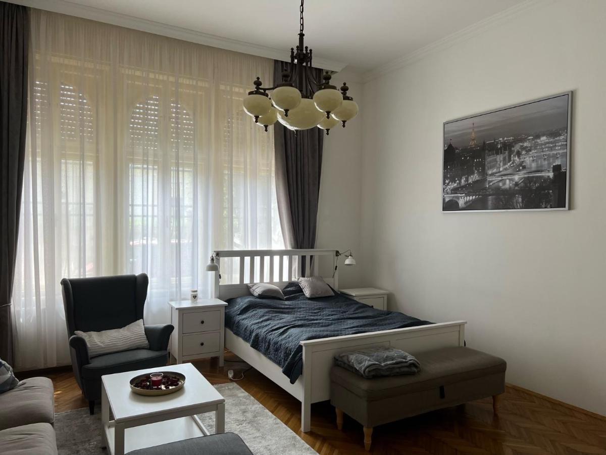 Sun City Apartment Szeged Bagian luar foto