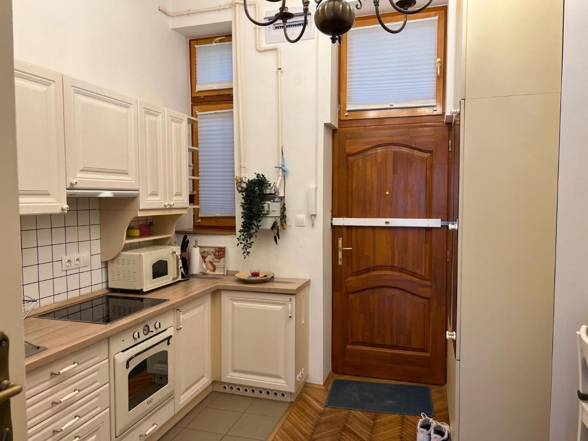 Sun City Apartment Szeged Bagian luar foto